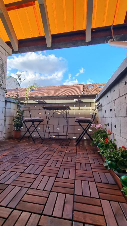 Floradora Apartment Turin Bagian luar foto